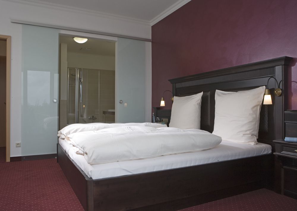 Hotel Till-Moyland Garni Экстерьер фото